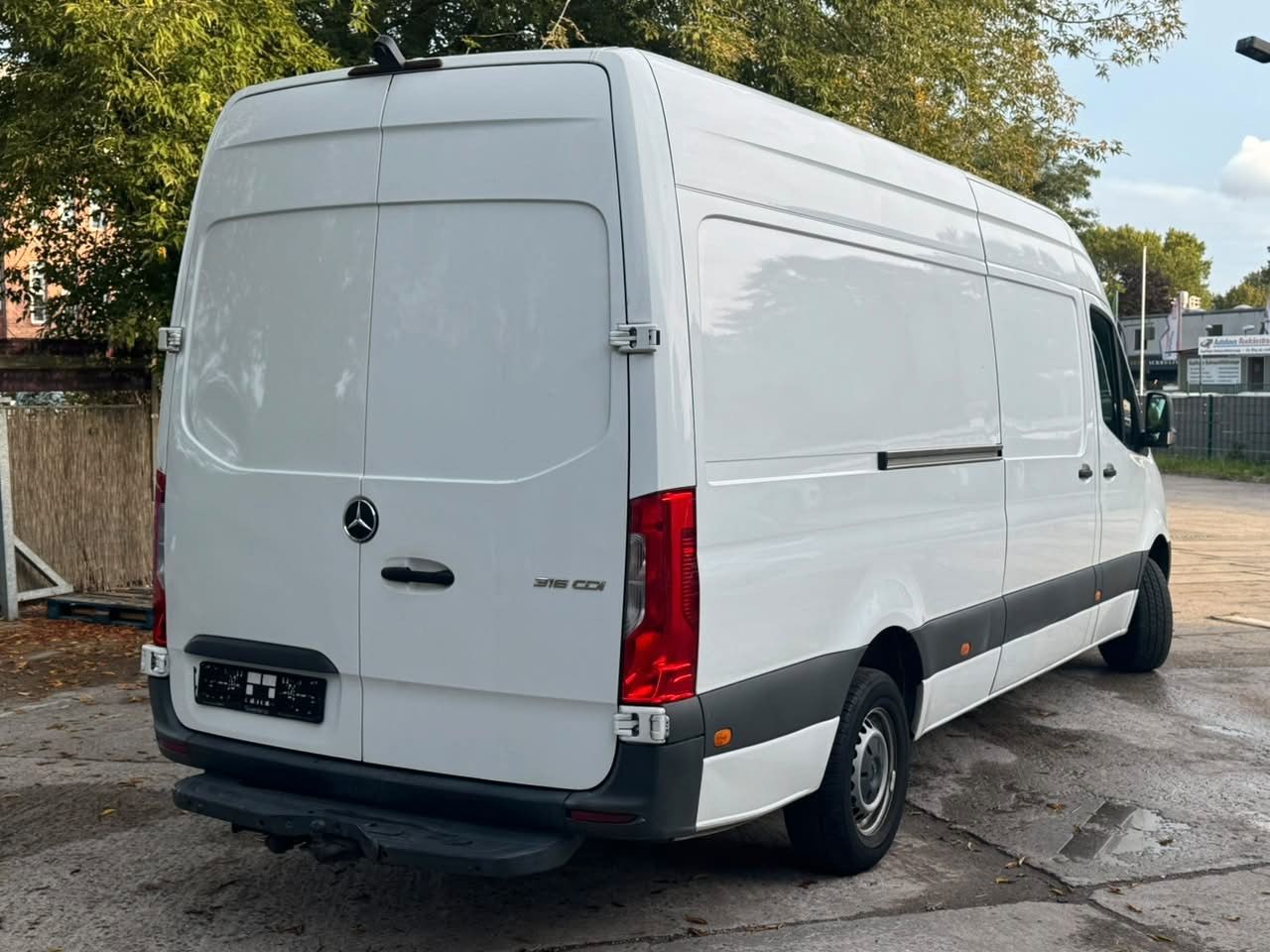 Mercedes Benz Sprinter